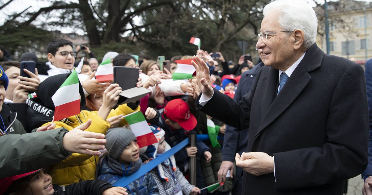 Educazione civica, istituzioni e responsabilità della leadership pubblica