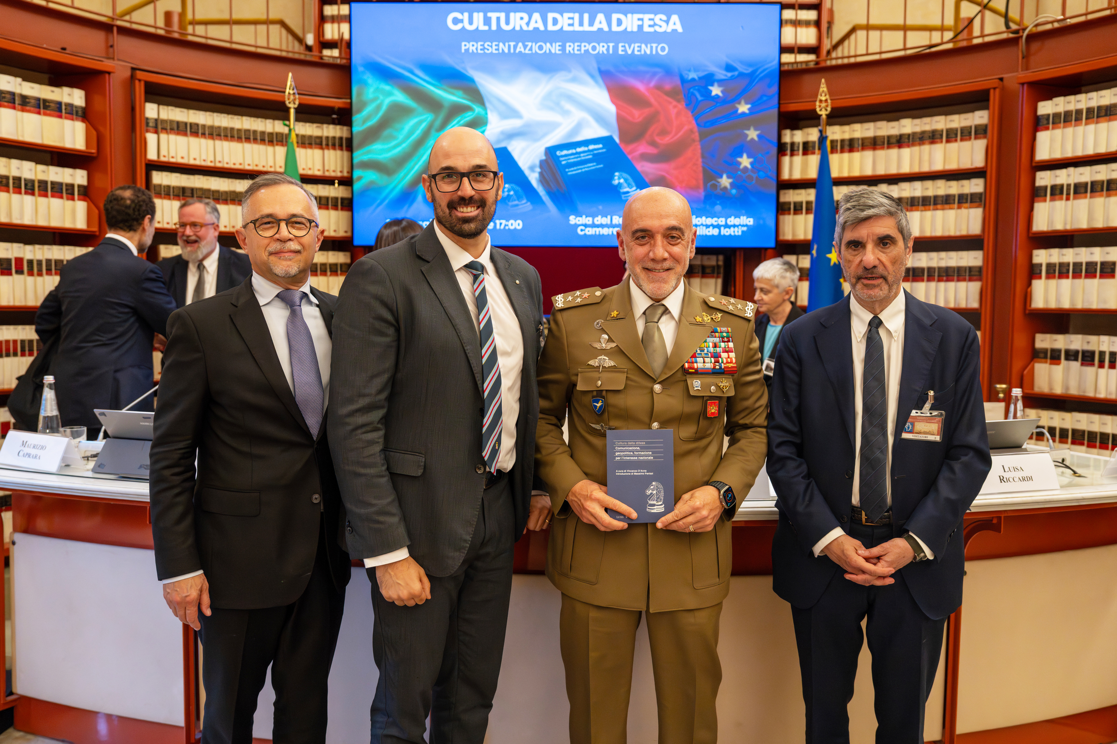 Consegna del volume Cultura della Difesa - Presentazione Report Cultura della Difesa